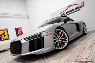 Used 2018 Audi R8 V10 w/ Carbon Exterior Package image 1