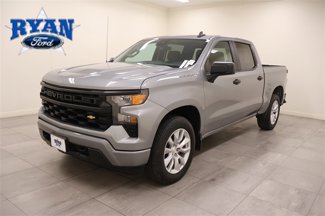 Used 2023 Chevrolet Silverado 1500 Custom image 1