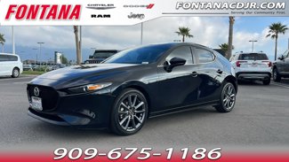 Used 2020 MAZDA MAZDA3 Hatchback image 1