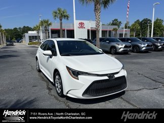 Used 2022 Toyota Corolla LE image 1