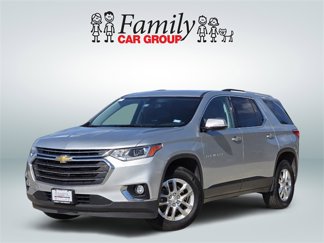 Used 2018 Chevrolet Traverse LT image 1