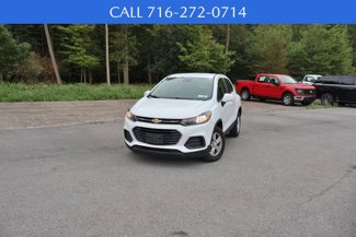 Used 2021 Chevrolet Trax LS image 1