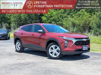 Used 2024 Chevrolet Trax LS w/ Driver Confidence Package image 1