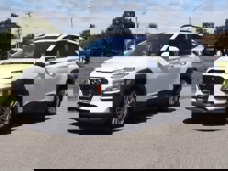 Used 2018 Hyundai Kona SEL image 1