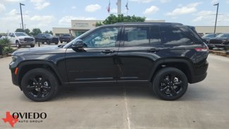 New 2025 Jeep Grand Cherokee Altitude image 1