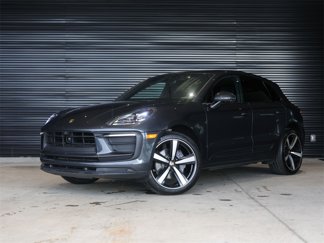 Used 2023 Porsche Macan image 1