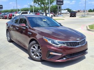 Used 2020 Kia Optima LX image 1