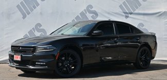 Used 2016 Dodge Charger SXT w/ Blacktop Package image 1