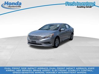 Used 2017 Hyundai Sonata SE image 1