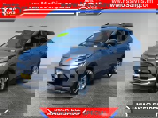 Used 2023 Chevrolet Bolt EUV LT w/ Driver Confidence Package image 1