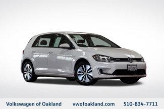 Used 2019 Volkswagen e-Golf SE image 1