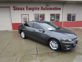 Used 2018 Chevrolet Malibu LT image 1