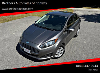 Used 2014 Ford Fiesta SE image 1
