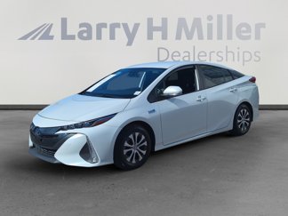 Used 2021 Toyota Prius Prime LE image 1
