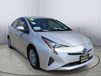 Used 2018 Toyota Prius Two image 1
