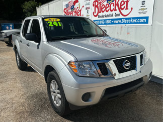 Used 2018 Nissan Frontier SV image 1