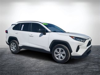 Used 2019 Toyota RAV4 LE image 1