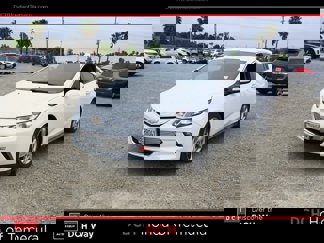 Used 2018 Chevrolet Volt LT image 1