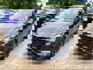 Used 2022 Hyundai Elantra SEL image 1
