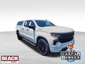 Used 2023 Chevrolet Silverado 1500 Custom image 1