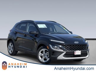 Used 2022 Hyundai Kona SEL image 1