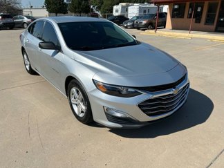 Used 2020 Chevrolet Malibu LS image 1