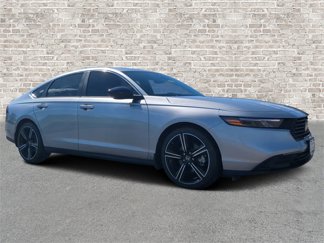 Used 2024 Honda Accord Sport image 1