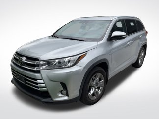 Used 2017 Toyota Highlander Limited Platinum image 1