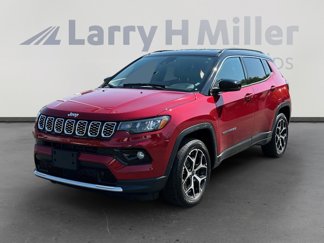Used 2025 Jeep Compass Limited image 1