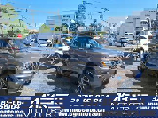 Used 2020 Jeep Grand Cherokee Limited w/ Trailer Tow Group IV image 1