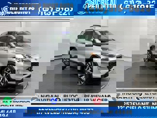 Used 2020 Ford Escape Titanium image 1