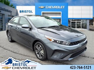 Used 2023 Kia Forte LXS image 1