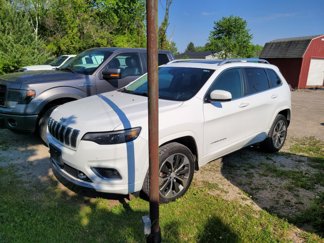 Used 2019 Jeep Cherokee Overland image 1