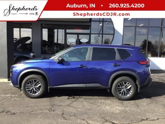 Used 2023 Nissan Rogue S image 1