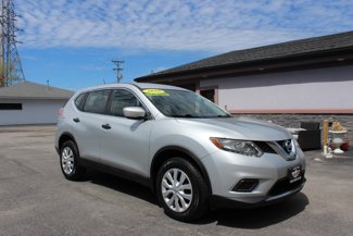 Used 2016 Nissan Rogue S image 1