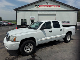 Used 2005 Dodge Dakota SLT image 1