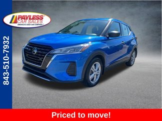 Used 2021 Nissan Kicks S image 1