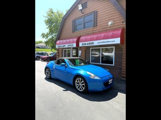 Used 2010 Nissan 370Z Touring image 1