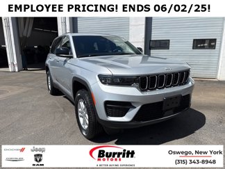 New 2025 Jeep Grand Cherokee Laredo w/ Luxury Tech Group I image 1