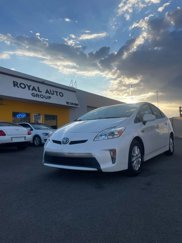 Used 2015 Toyota Prius Plug-In Hybrid image 1