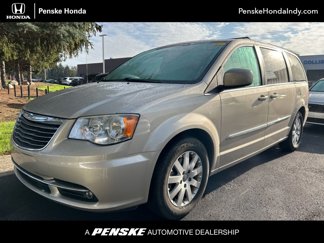 Used 2012 Chrysler Town & Country Touring w/ Entertainment Group #1 image 1