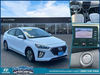Certified 2022 Hyundai Ioniq SE image 1