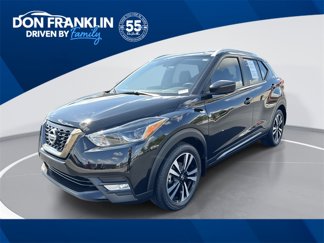 Used 2019 Nissan Kicks SR image 1