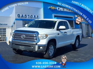 Used 2015 Toyota Tundra SR5 image 1