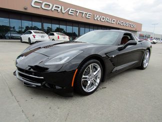 Used 2017 Chevrolet Corvette Stingray Coupe w/ 2LT Preferred Equipment Group image 1
