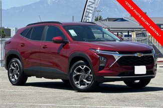 New 2025 Chevrolet Trax LT w/ LT Convenience Package image 1