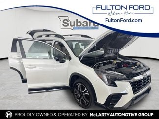 Used 2024 Subaru Ascent Limited image 1