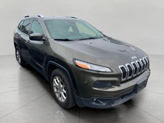 Used 2016 Jeep Cherokee Latitude w/ Cold Weather Group image 1