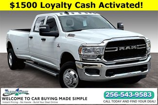 New 2024 RAM 3500 Tradesman w/ Chrome Appearance Group image 1