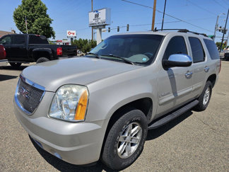 Used 2007 GMC Yukon SLT w/ SLT Preferred Equipment Group image 1